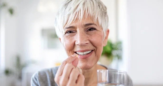 Suplemento Lavitan Mulher reúne vitaminas e minerais para apoiar metabolismo e imunidade - Imagem do artigo